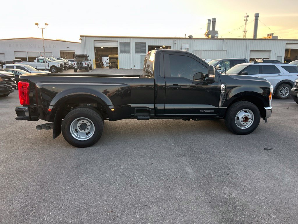 Used 2025 Ford F350 XL w/ XL Chrome Package RWD image 4
