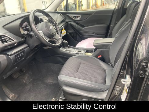 Used 2023 Subaru Forester Premium AWD/4WD image 12