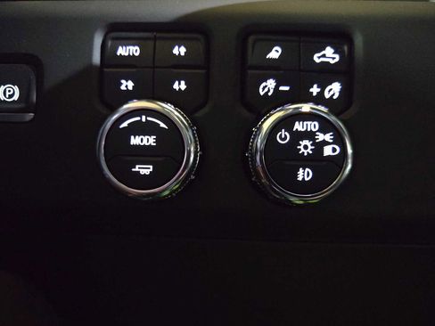 Used 2024 GMC Sierra 2500 Denali Ultimate image 33