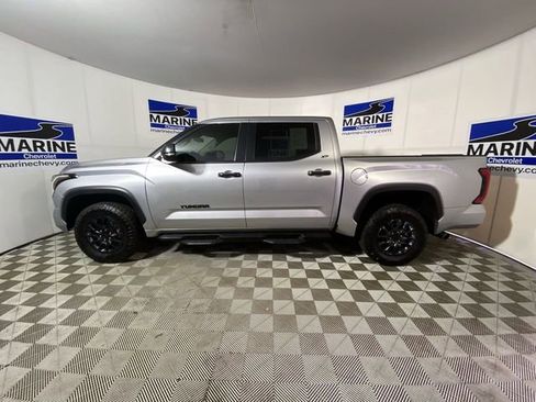 Used 2024 Toyota Tundra SR5 w/ SR5 Convenience Package image 10