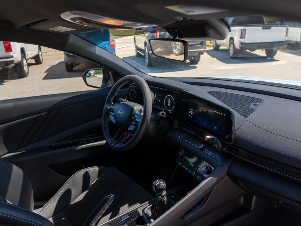 Used 2026 Hyundai Elantra N FWD image 21
