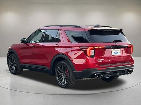 New 2026 Ford Explorer ST-Line w/ ST-Line Street Pack image 3