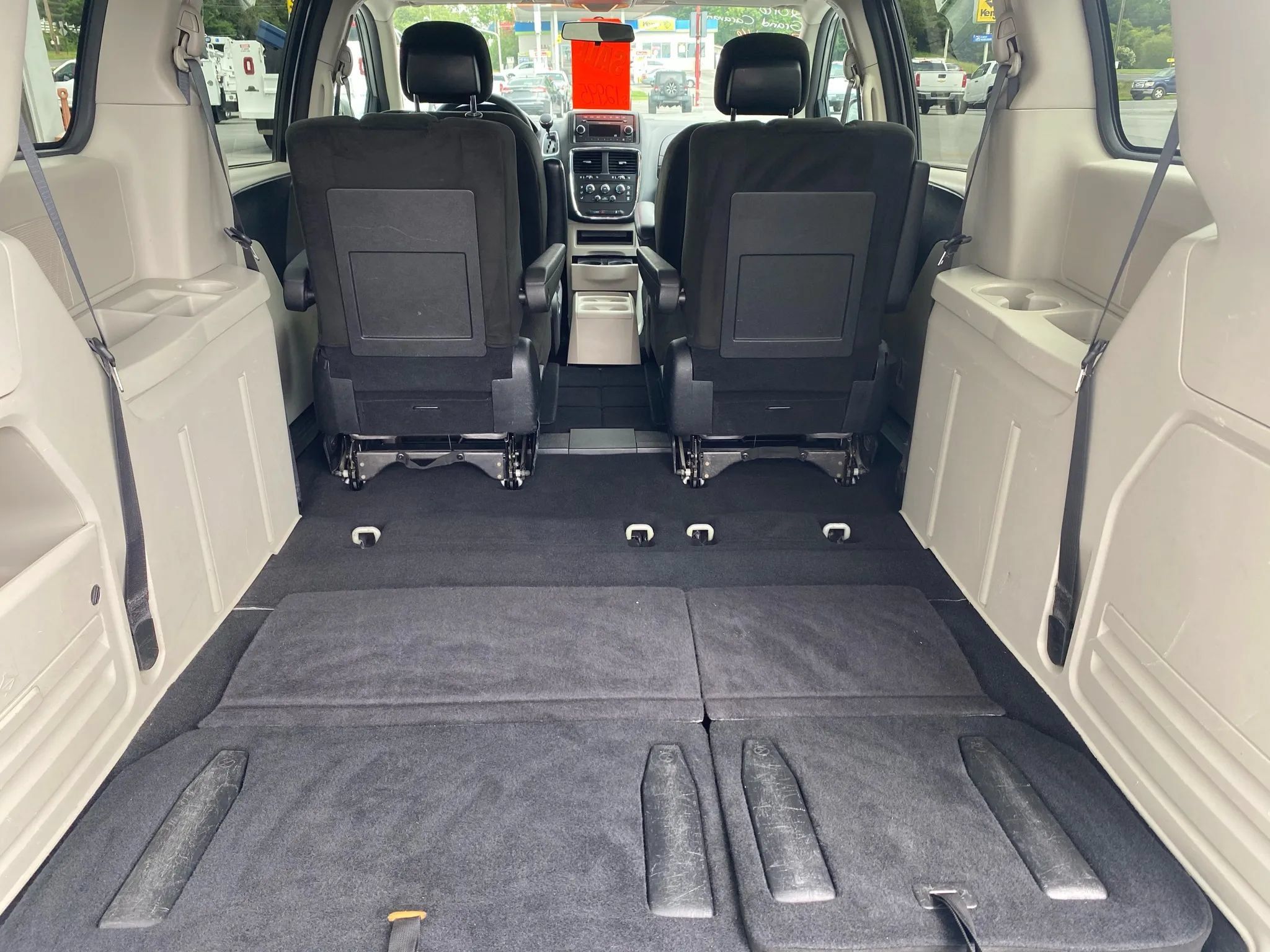Used 2016 Dodge Grand Caravan SE w/ Quick Order Package 29E SE FWD image 28
