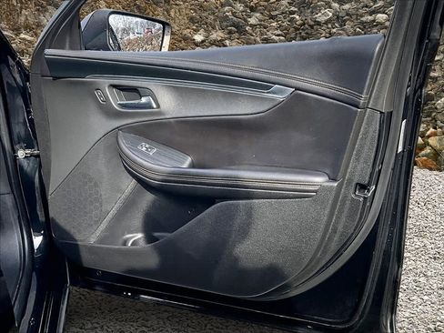 Used 2020 Chevrolet Impala LT image 22