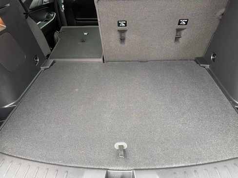 Used 2025 Chevrolet TrailBlazer RS w/ Convenience Package AWD/4WD image 15