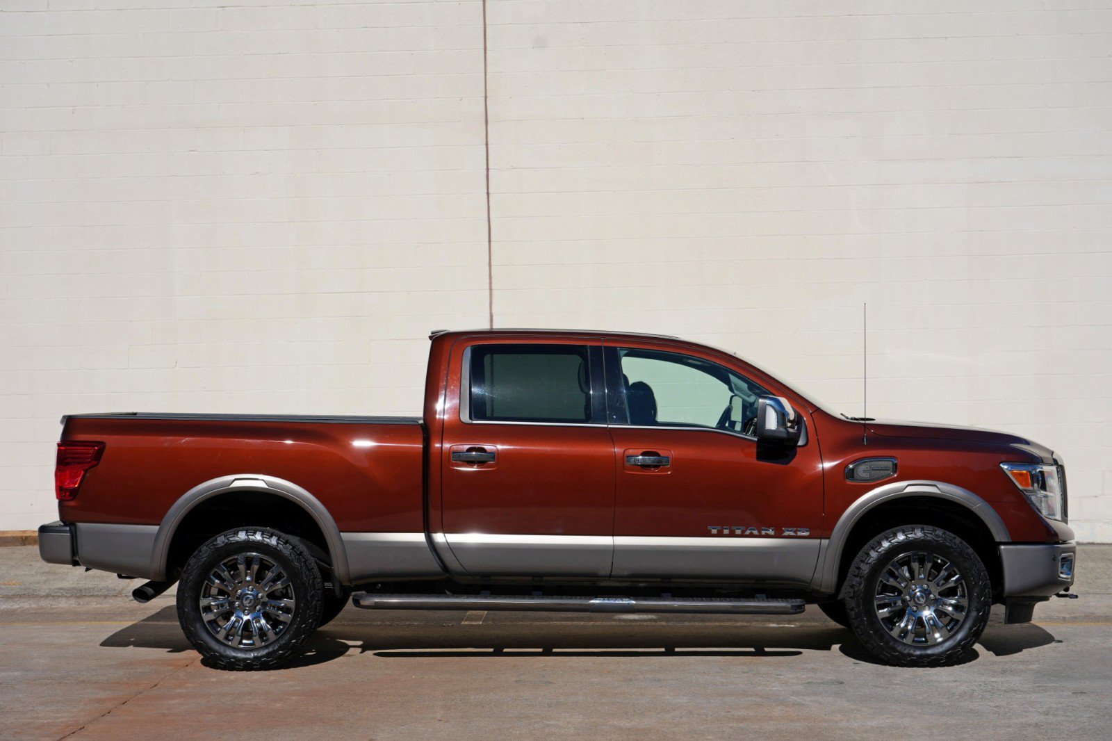 Used 2016 Nissan Titan Platinum Reserve RWD image 52