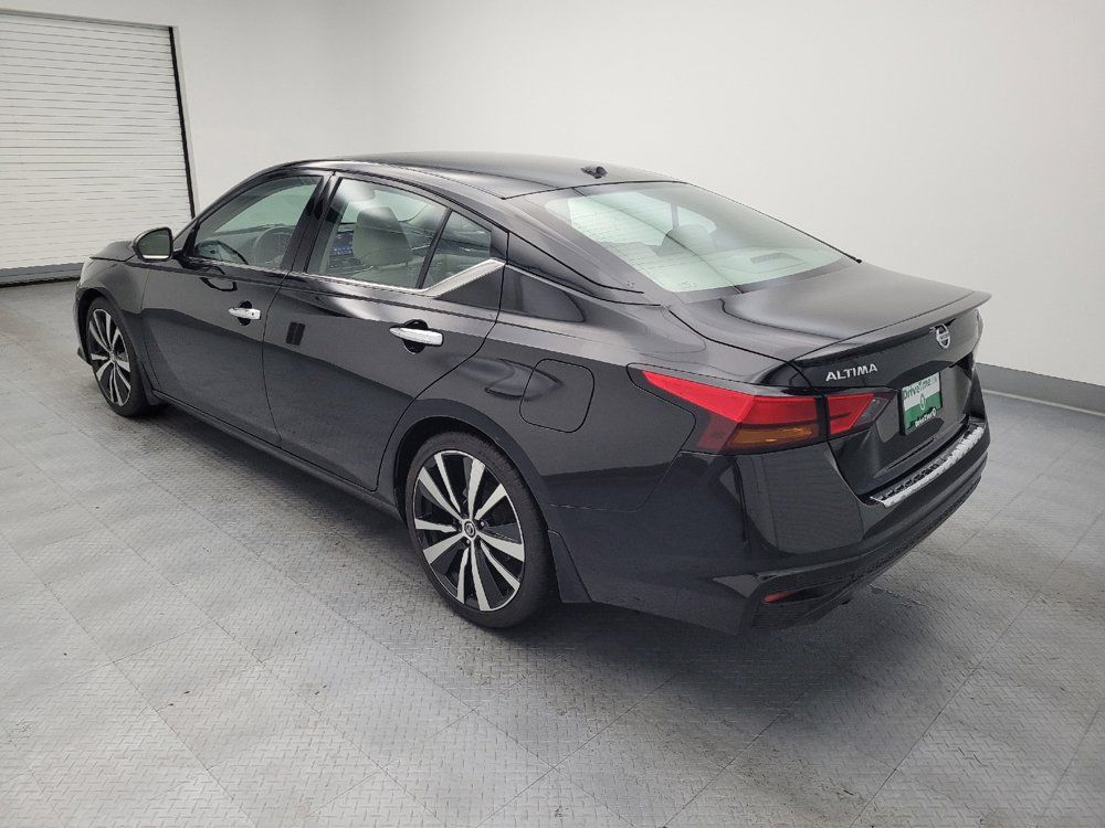 Used 2019 Nissan Altima 2.5 Platinum FWD image 3