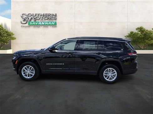 New 2025 Jeep Grand Cherokee L Laredo w/ Luxury Tech Group I RWD image 2