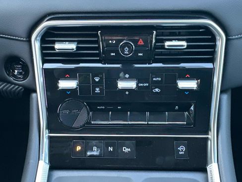 New 2026 Nissan Armada SV image 33