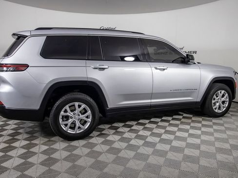 Used 2023 Jeep Grand Cherokee L Limited AWD/4WD image 3