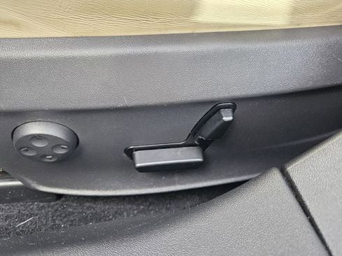 Used 2016 Tesla Model S 75 image 20