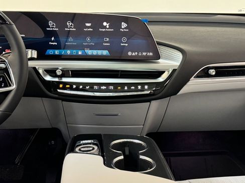 New 2026 Cadillac Lyriq Sport image 29