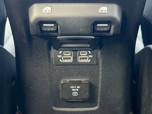 Used 2024 Jeep Wrangler Unlimited Rubicon AWD/4WD image 39