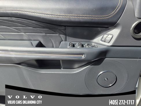 Used 2022 Ford Expedition Platinum image 22