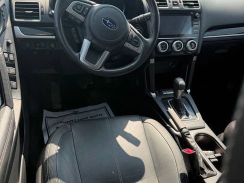 Used 2018 Subaru Forester 2.5i Touring w/ Popular Package #2 AWD/4WD image 5
