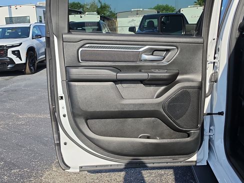 Used 2025 RAM 1500 Big Horn AWD/4WD image 13
