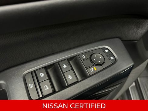 Certified 2025 Nissan Pathfinder SV image 18