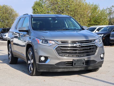 Used 2018 Chevrolet Traverse LT image 4