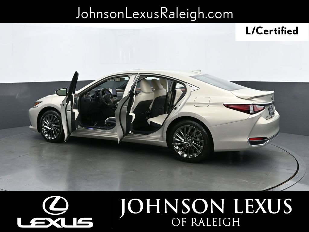 Used 2025 Lexus ES 300h w/ Technology Package FWD image 38