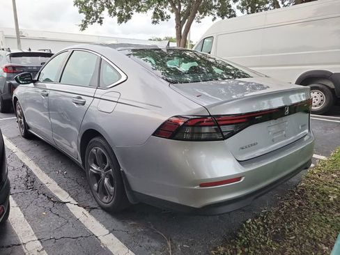 Used 2023 Honda Accord EX image 3