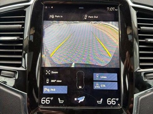 Used 2017 Volvo XC90 T6 Momentum w/ Vision Package AWD/4WD image 18