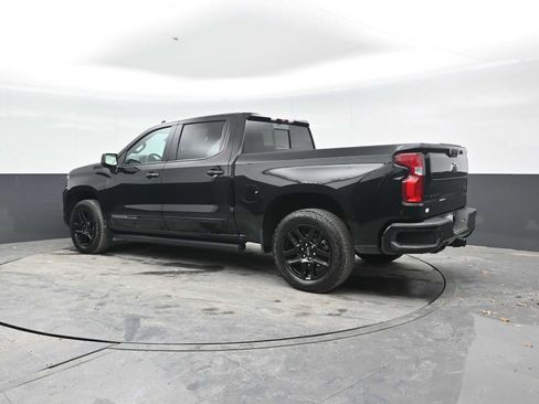 Used 2025 Chevrolet Silverado 1500 High Country w/ Midnight Edition AWD/4WD image 2