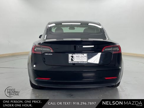 Used 2023 Tesla Model 3 Standard Range image 7