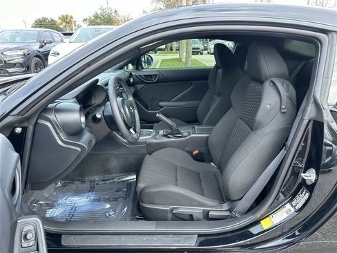 Used 2024 Toyota GR86 image 2