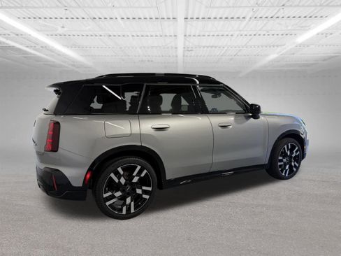 Certified 2026 MINI Cooper Countryman S w/ Comfort Package Max AWD/4WD image 8