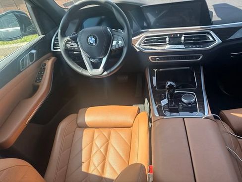 Used 2023 BMW X5 xDrive40i w/ Premium Package AWD/4WD image 14
