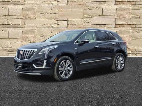 Used 2026 Cadillac XT5 Premium Luxury w/ Driver Assist Package image 1