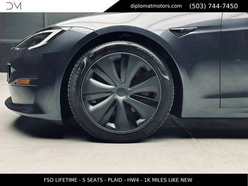 Used 2025 Tesla Model S Plaid AWD/4WD image 35