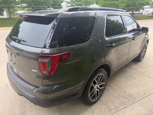 Used 2018 Ford Explorer Sport w/ Equipment Group 401A AWD/4WD image 8