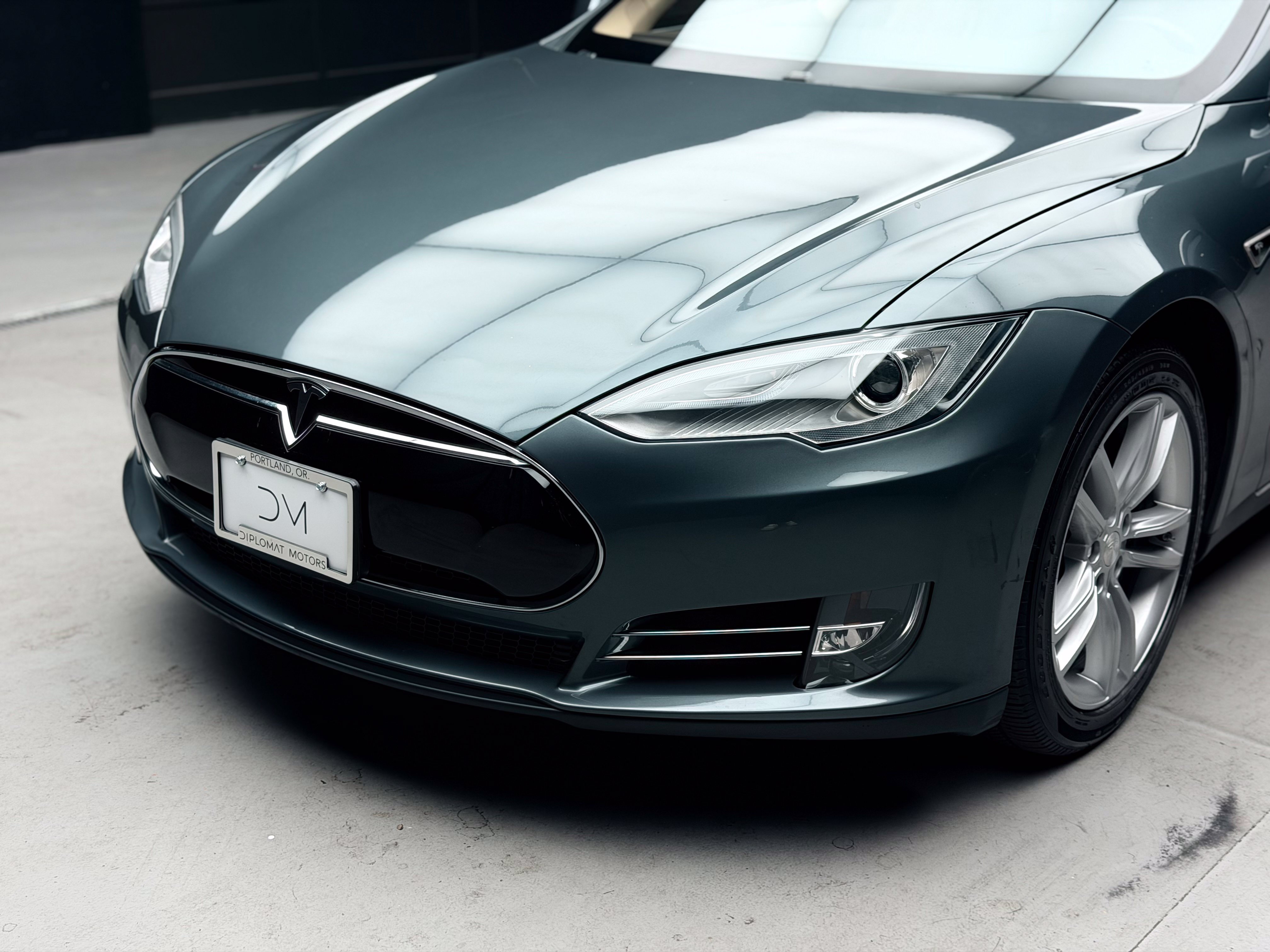 Used 2013 Tesla Model S RWD image 13