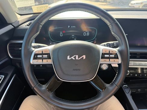 Used 2025 Kia Telluride S AWD/4WD image 12