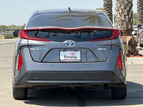 Certified 2021 Toyota Prius Prime Limited FWD image 6