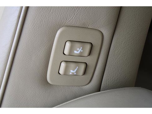 Used 2006 Lexus LS 430 image 37