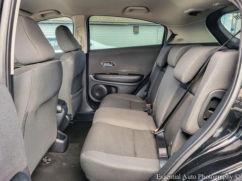 Used 2019 Honda HR-V LX image 10