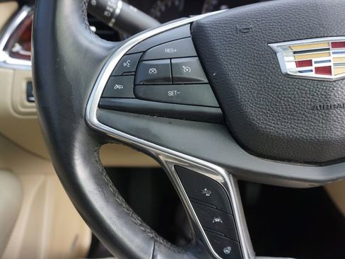 Used 2017 Cadillac XT5 Premium Luxury image 7