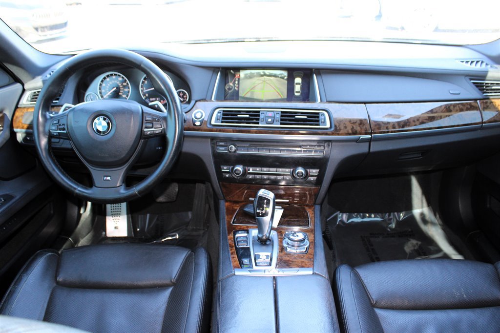 Used 2013 BMW 740Li RWD image 11