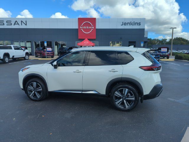 Certified 2023 Nissan Rogue SL w/ SL Premium Package FWD image 10