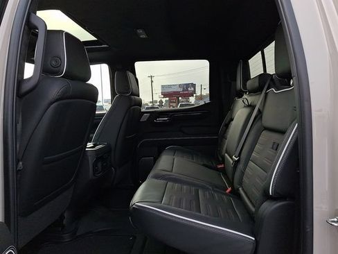 New 2026 GMC Sierra 1500 AT4X AWD/4WD image 7