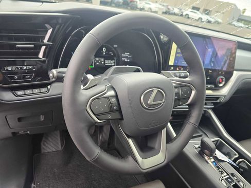 New 2026 Lexus TX 550h AWD Plug-In Hybrid image 26