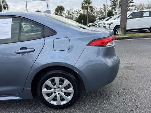 Used 2023 Toyota Corolla LE image 8