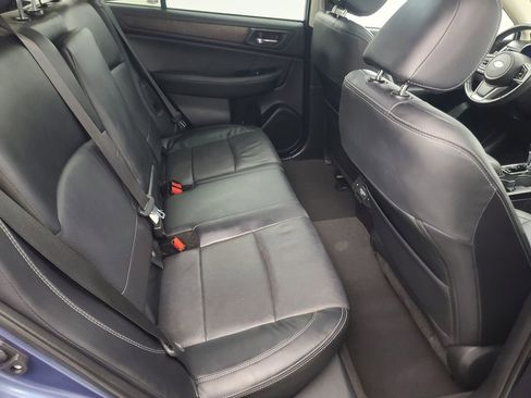 Used 2018 Subaru Outback 2.5i Limited image 17