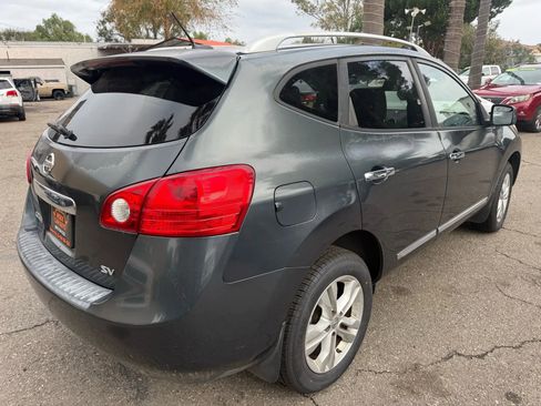 Used 2012 Nissan Rogue SV w/ Premium Pkg image 7