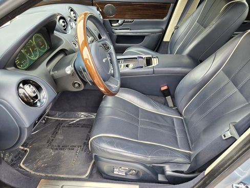 Used 2011 Jaguar XJ L image 6