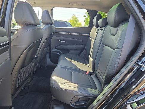 Certified 2023 Hyundai Tucson Limited AWD/4WD image 26