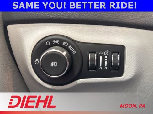 Certified 2018 Jeep Compass Limited w/ Navigation Group image 22