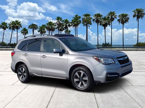 Used 2017 Subaru Forester 2.5i Premium w/ Popular Package #1A image 2